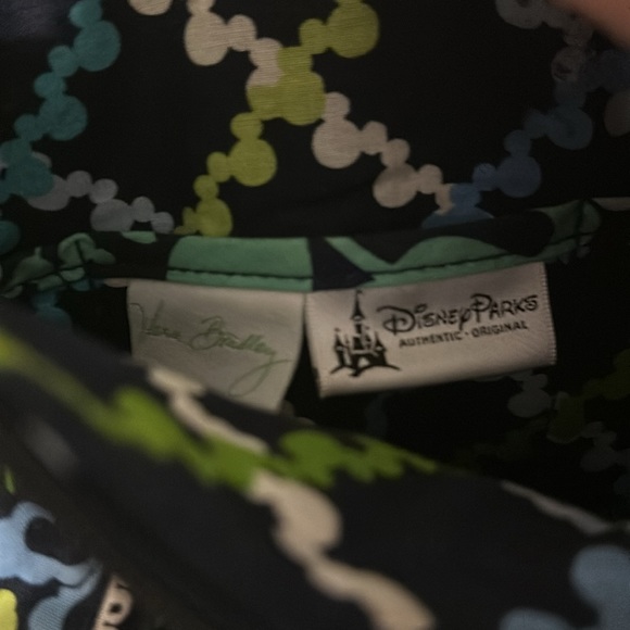 Vera Bradley Disney Parks Exclusive Where’s Mickey Pattern Crossbody Bag - Picture 3 of 4